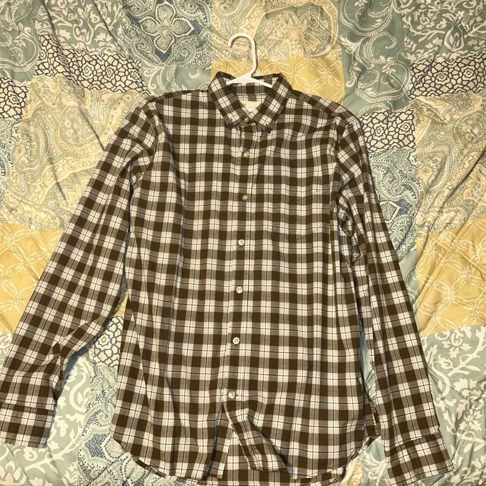 Men’s Gap Oxford Shirt in Standard Fit Medium